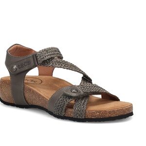 Taos Footwear Gray Braided Strappy Sandals